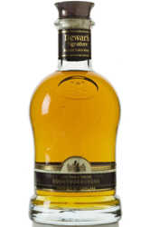 Picture of Dewar's Signature Scotch 750 ml